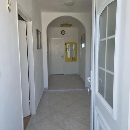 Alen Apartment *