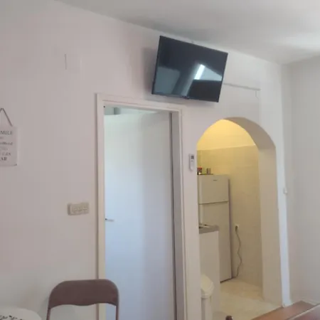 Alen Apartment *