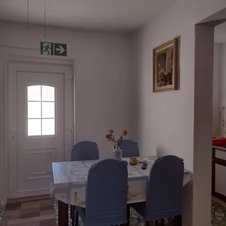 Apartment Alen